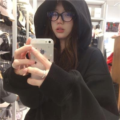 睡着的女人